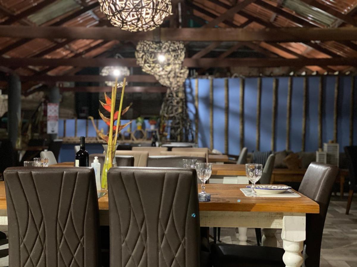 Pousada Beach House Coqueirinho จากูมา ภายนอก รูปภาพ