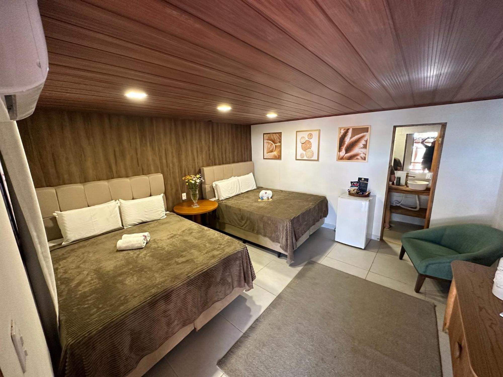 Pousada Beach House Coqueirinho จากูมา ภายนอก รูปภาพ