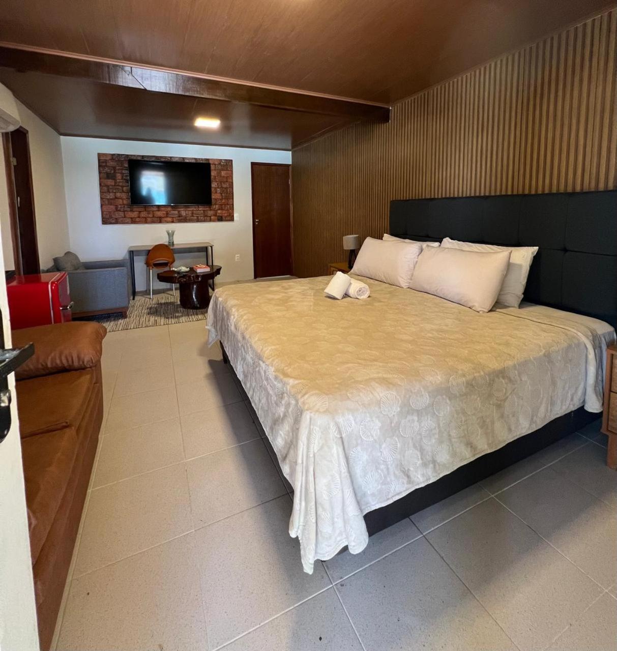 Pousada Beach House Coqueirinho จากูมา ภายนอก รูปภาพ